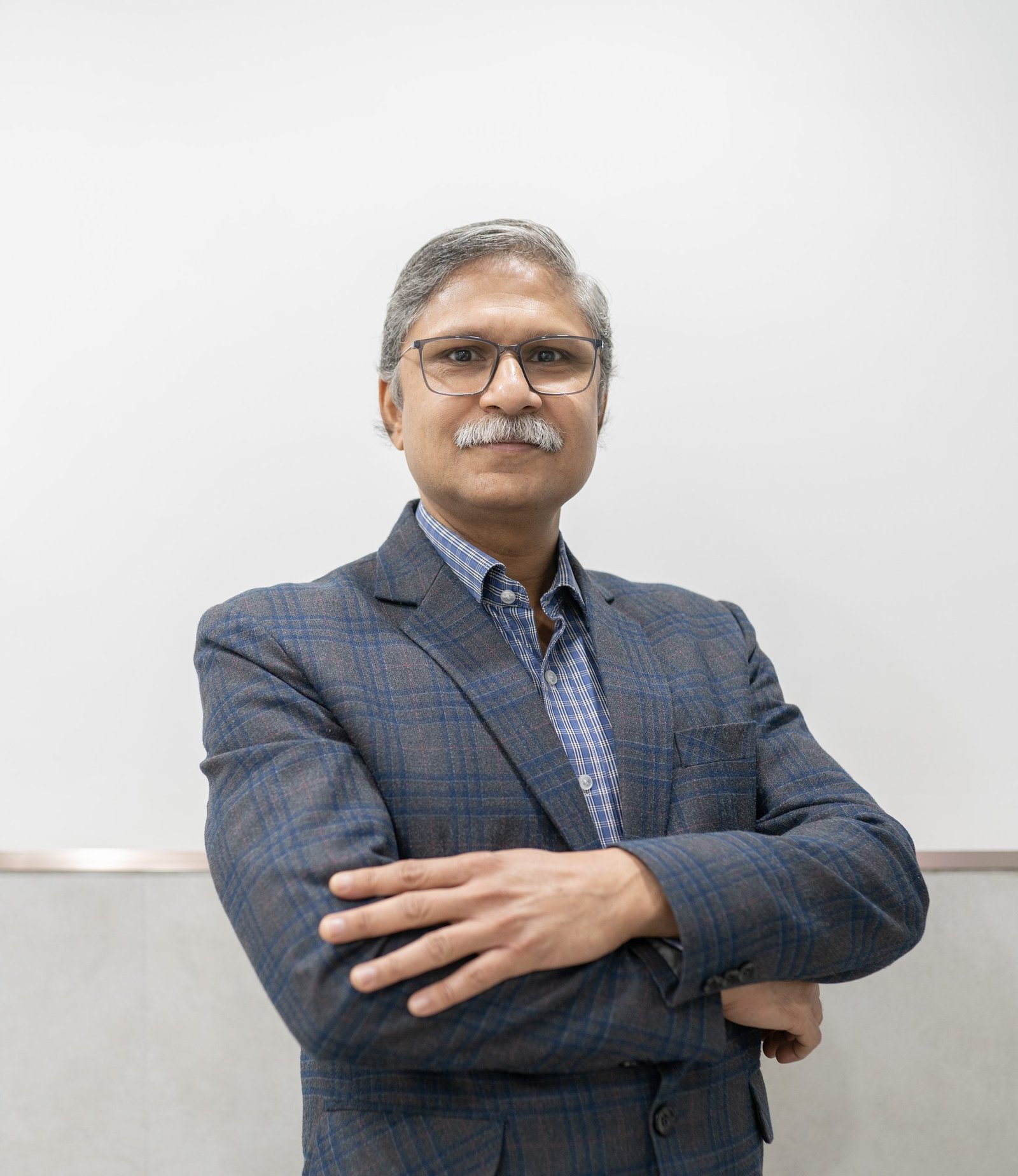 Dr. Bharat Maheshwari